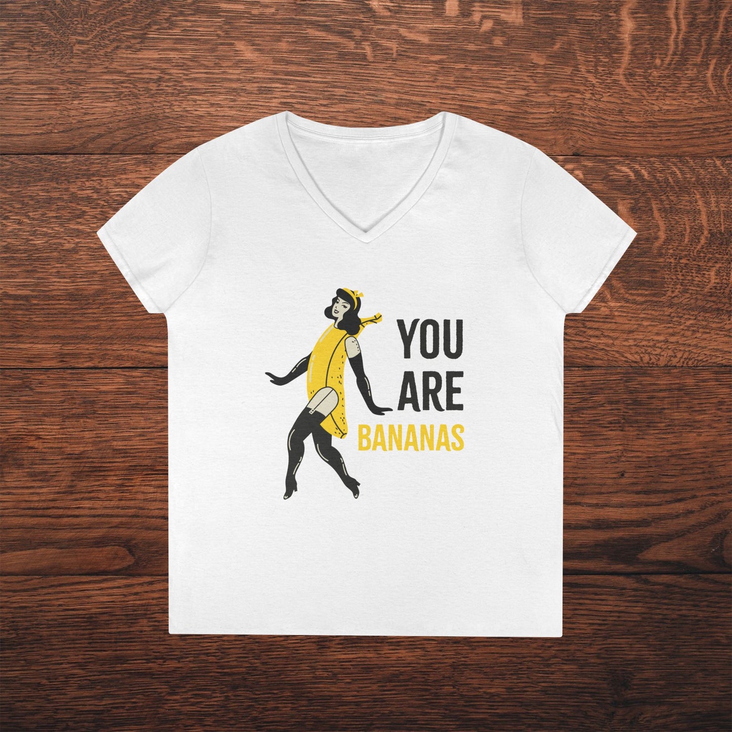 You Are Bananas! Graphic V-Neck Tee – Alma Cerámica