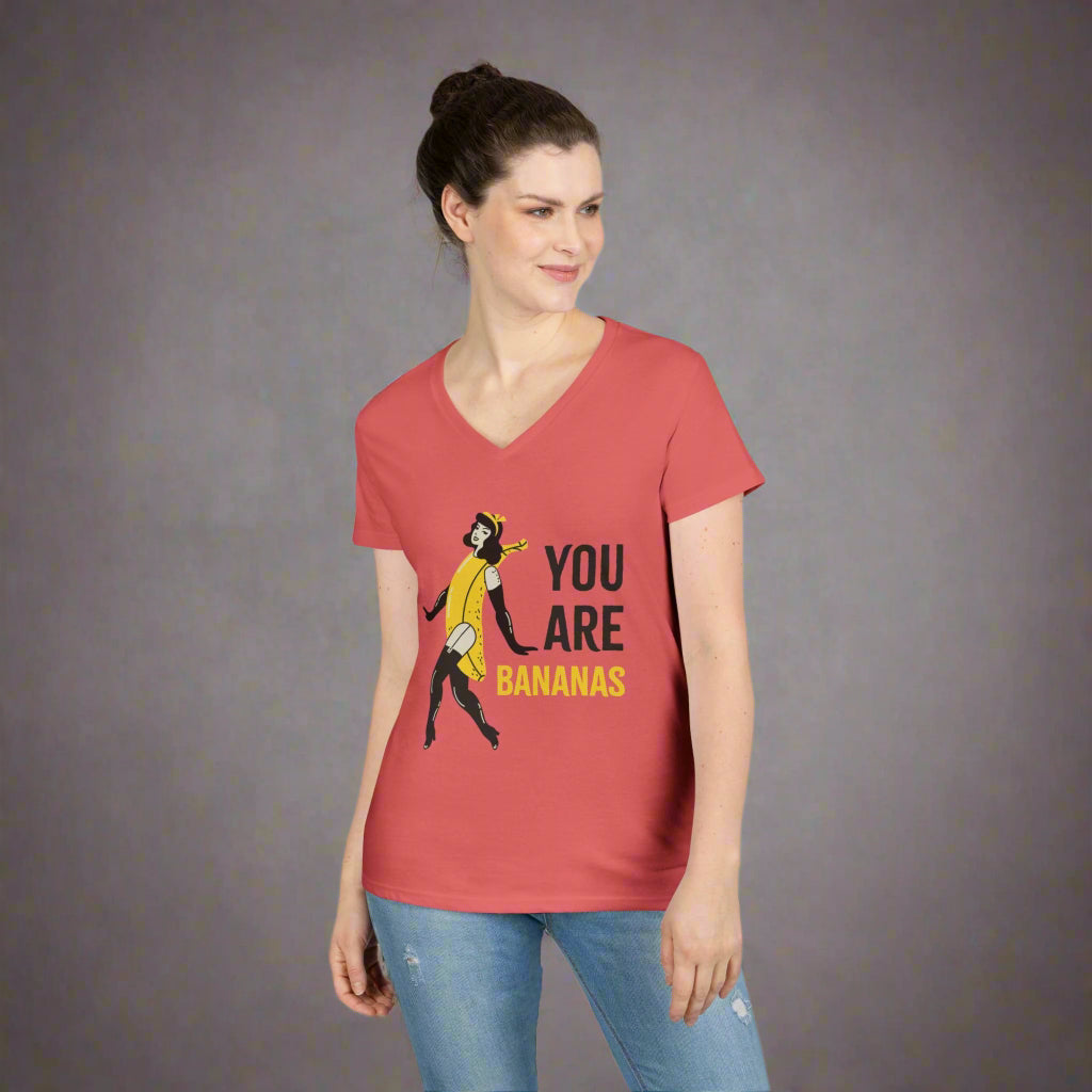 You Are Bananas! Graphic V-Neck Tee – Alma Cerámica