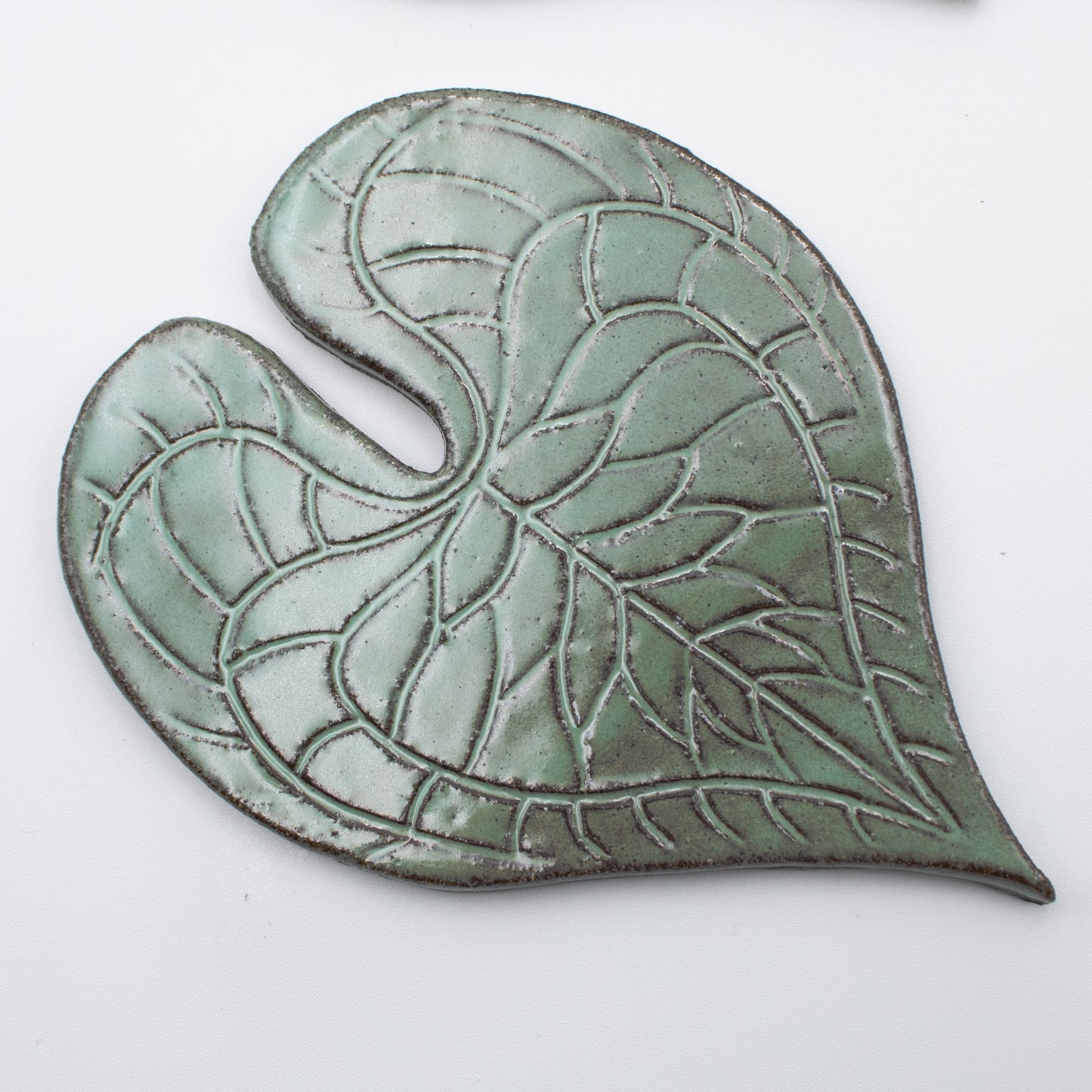 Heartleaf Spoon Rest in Turquoise