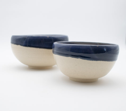 Set of 2 Nesting Bowls